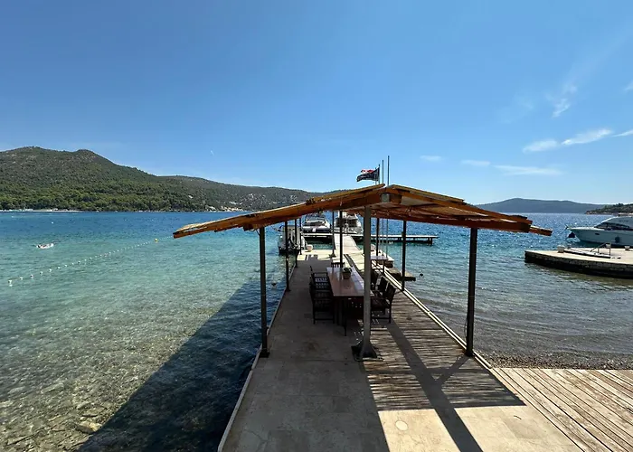 House Nono Слано