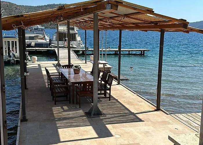 House Nono Слано